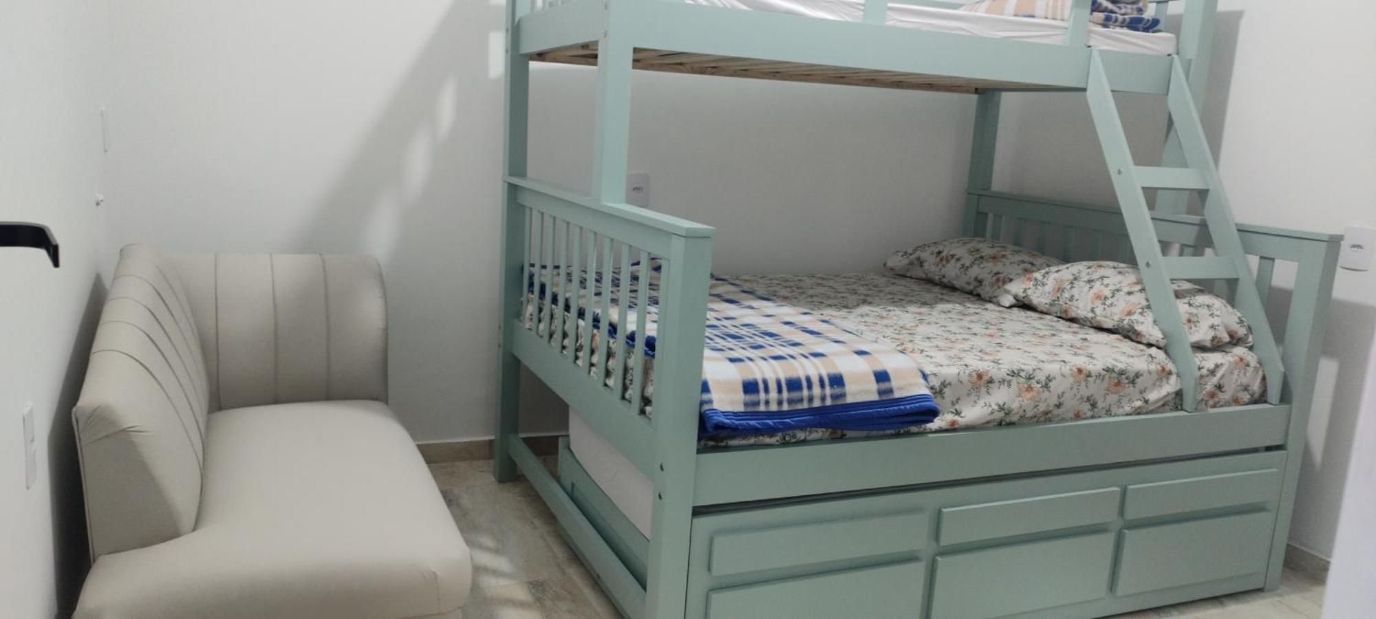 Vitoria Hostel กัวรูยุส ภายนอก รูปภาพ