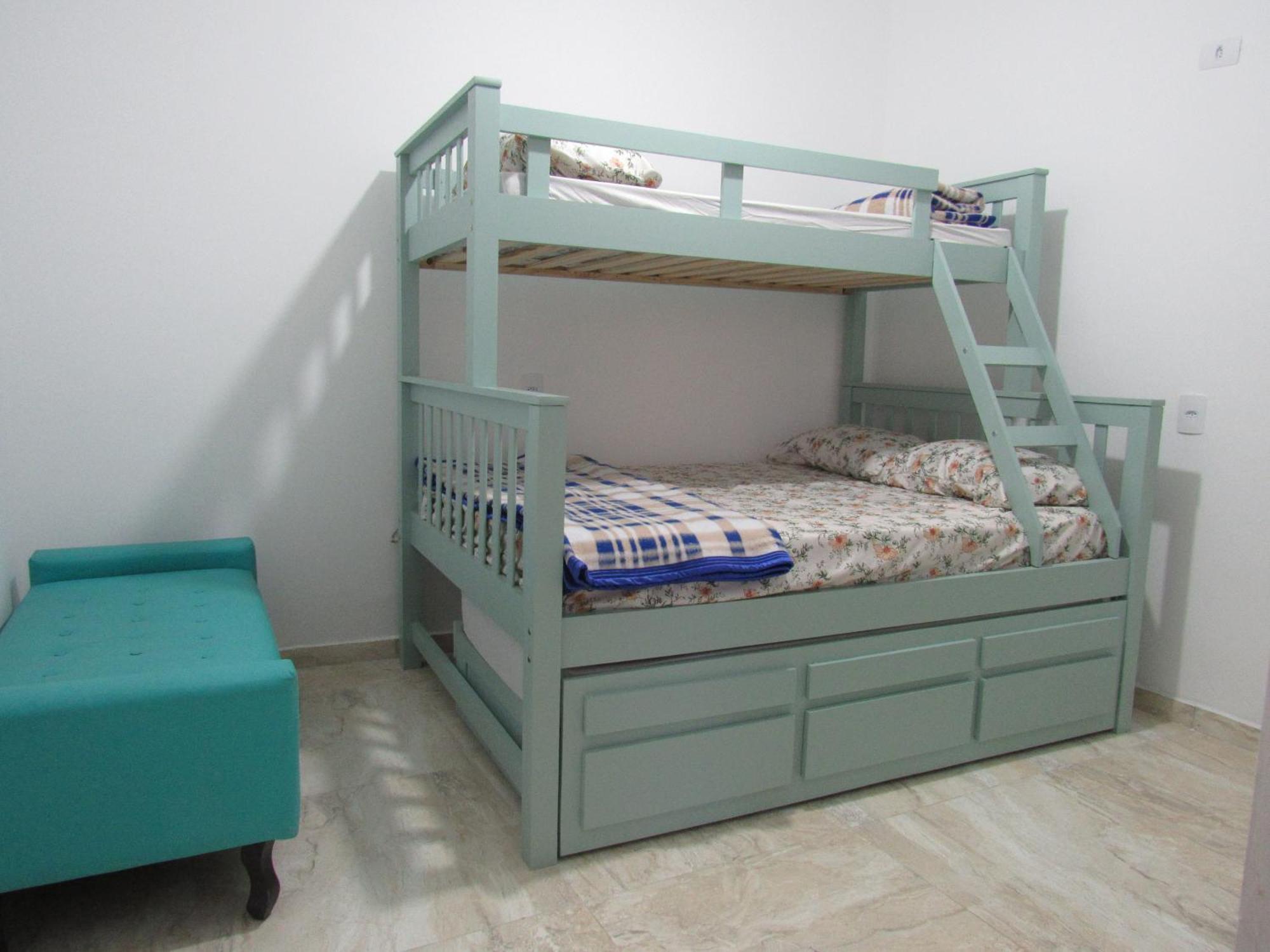 Vitoria Hostel กัวรูยุส ภายนอก รูปภาพ